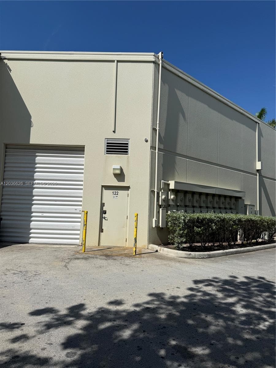 11231 NW 20th St # 122, Sweetwater, FL 33172 photo 4