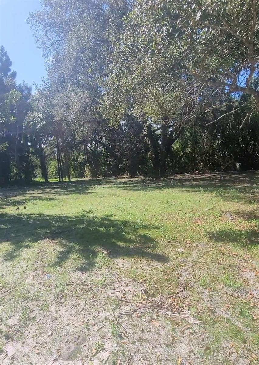 8511 64th Court, Vero Beach, FL 32967 photo 4