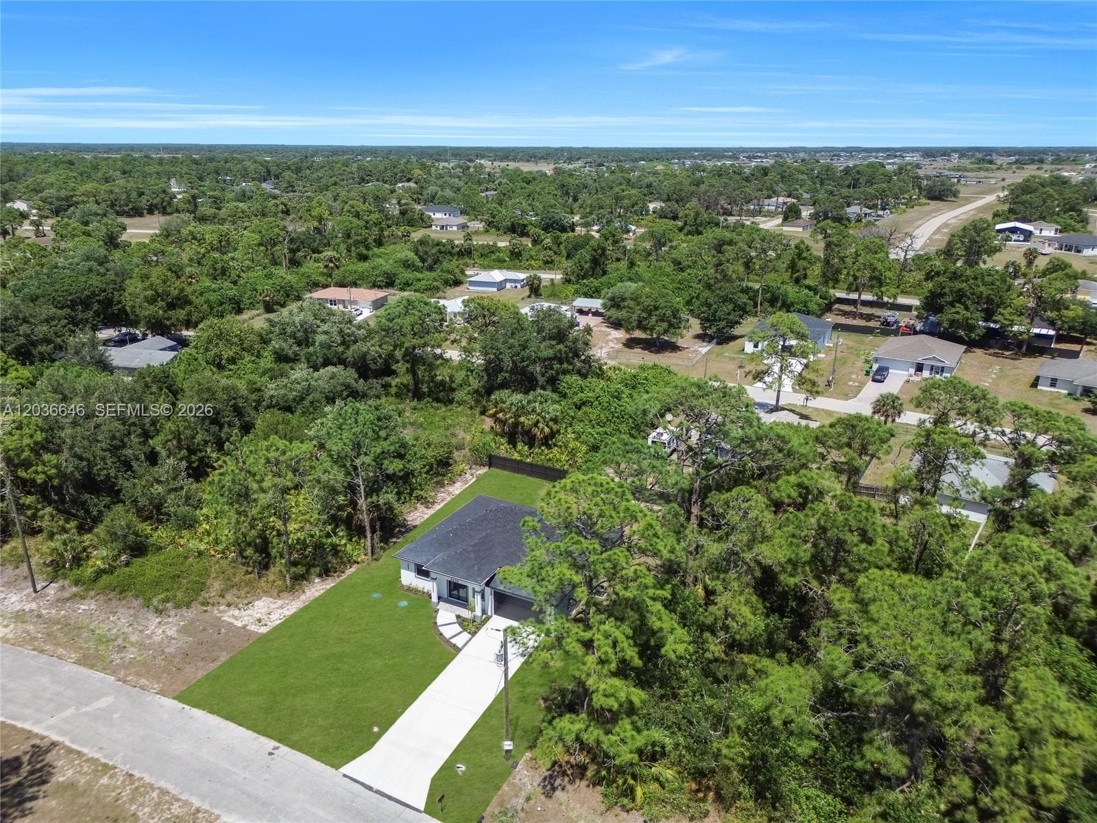 5035 Spinnaker RD, La Belle, FL 33935 photo 3