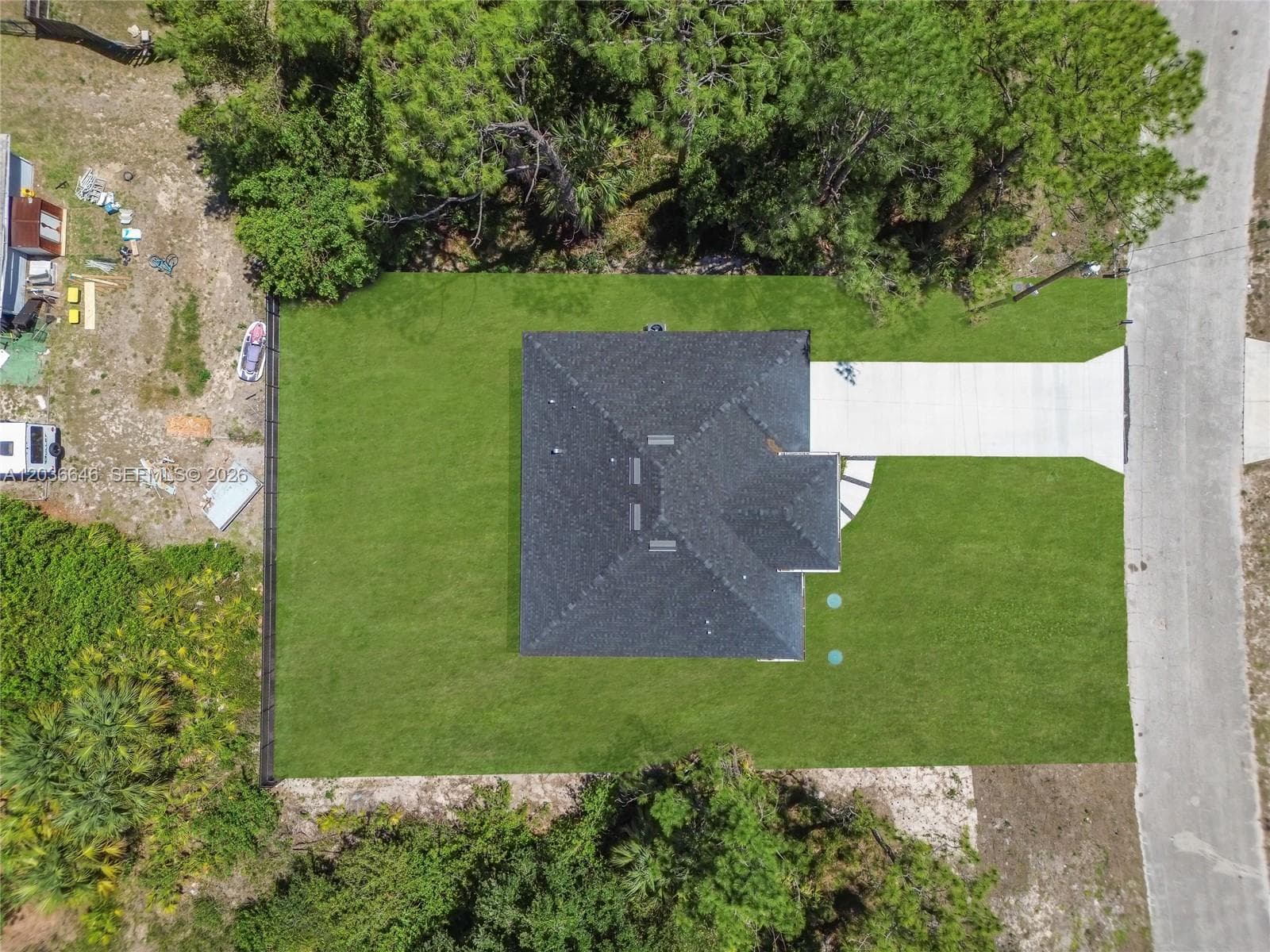 5035 Spinnaker RD, La Belle, FL 33935 photo 5