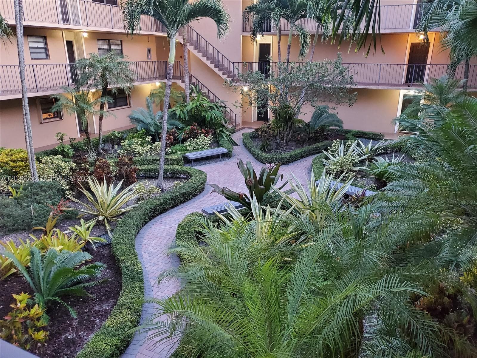 10425 SW 112th Ave # 207, Miami, FL 33176 photo 2