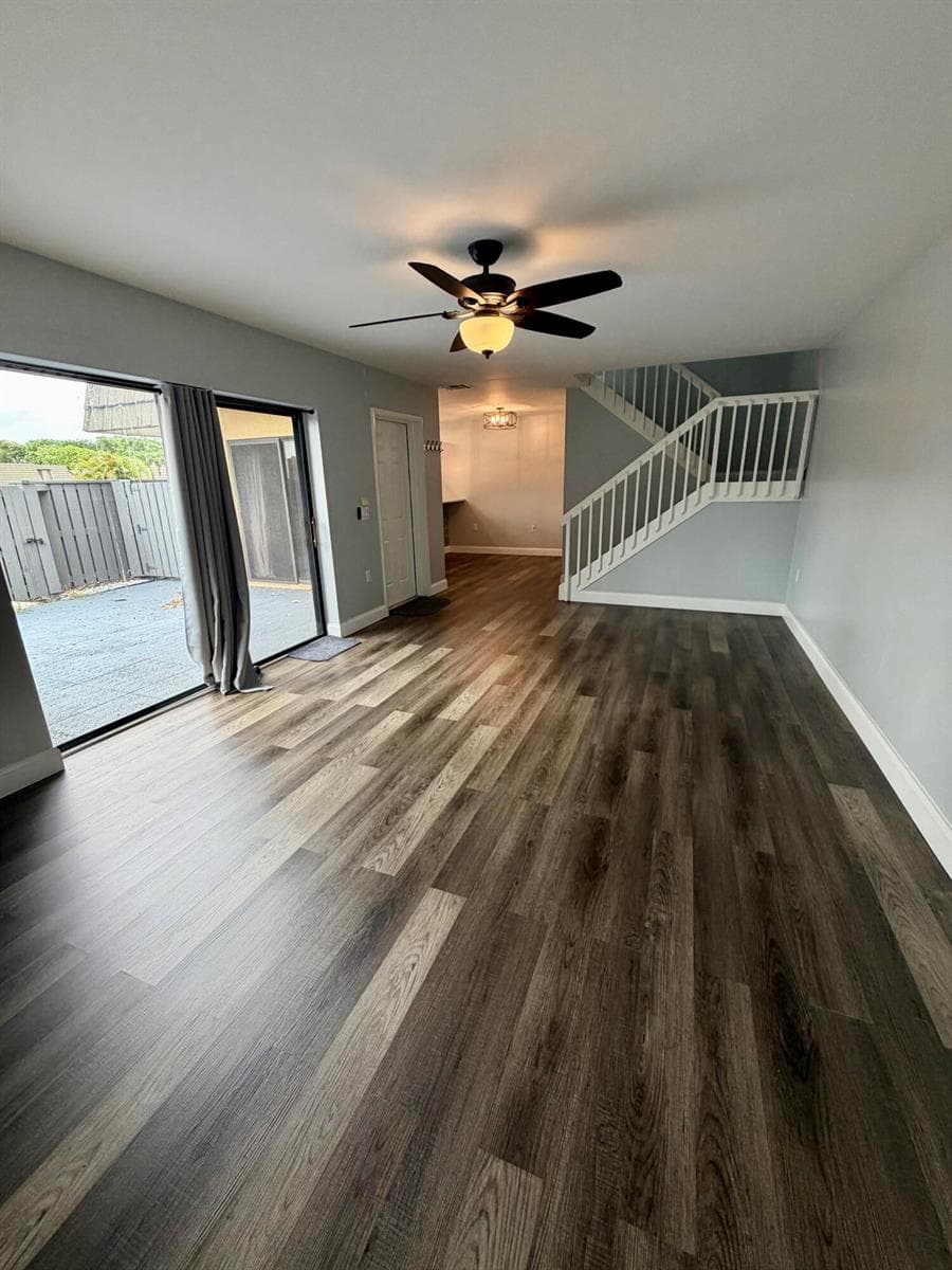 1611 16th Way, West Palm Beach, FL 33407 photo 2