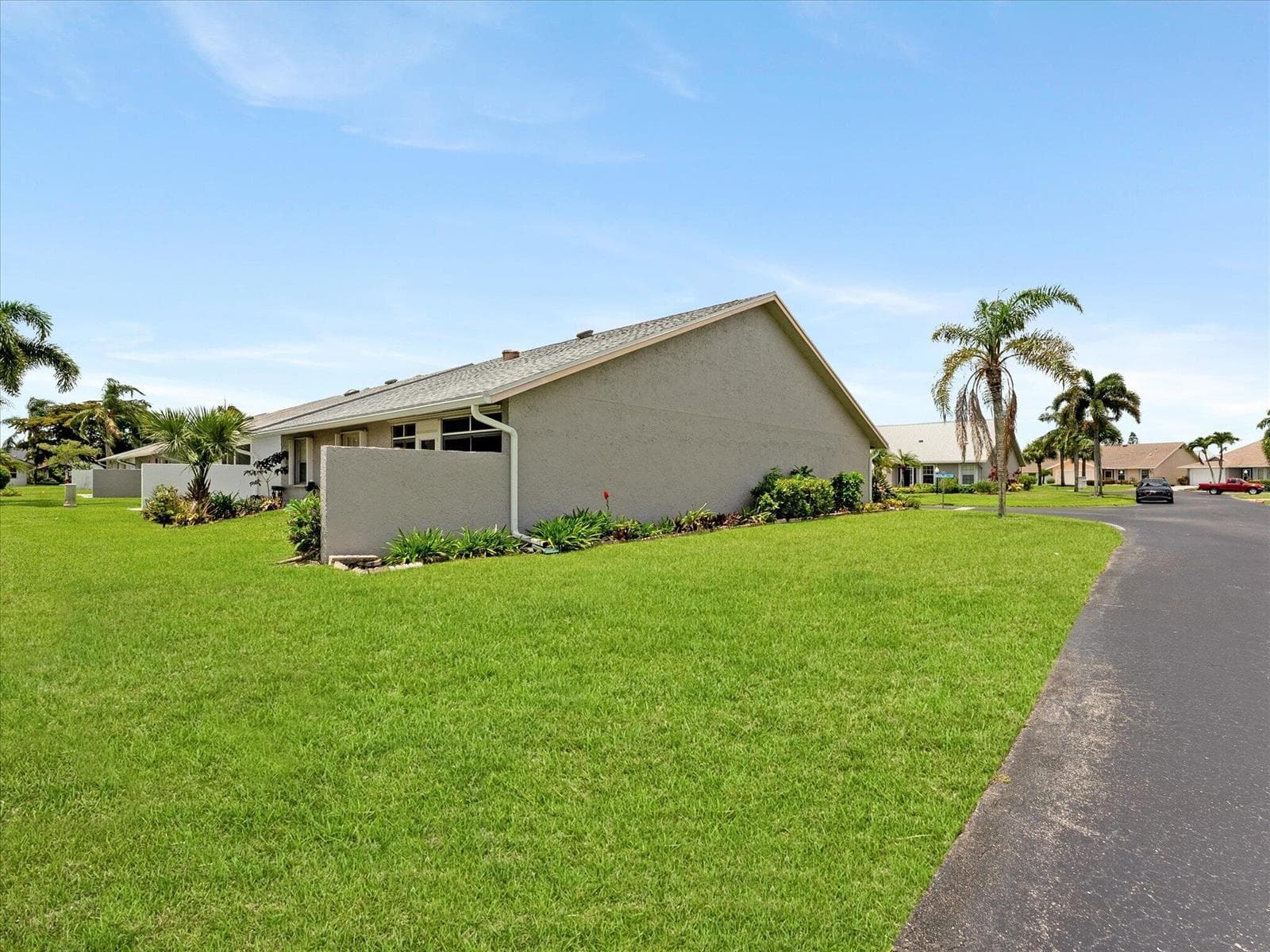 3897 Dafilee Circle, West Palm Beach, FL 33417 photo 4