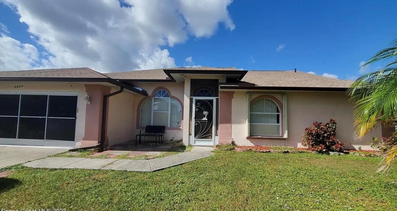 3004 SE Suntan Ct Court SE, Palm Bay, FL 32909 photo 2