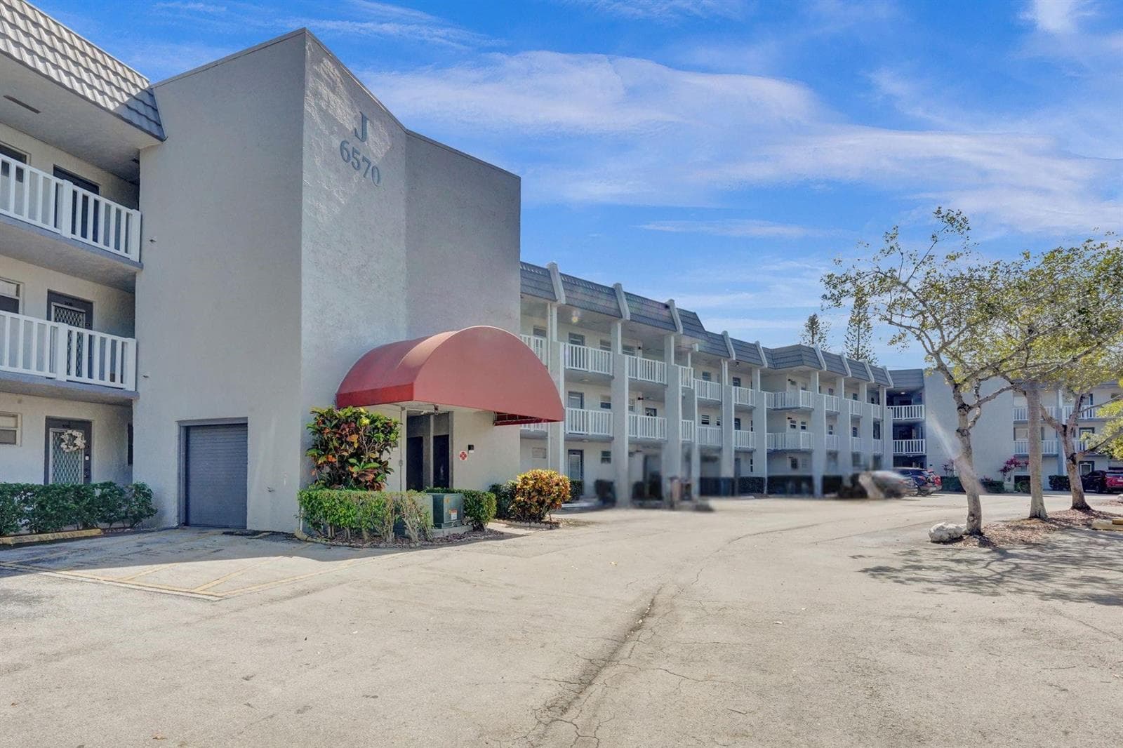 6570 Royal Palm Boulevard # 210j, Margate, FL 33063 photo 3