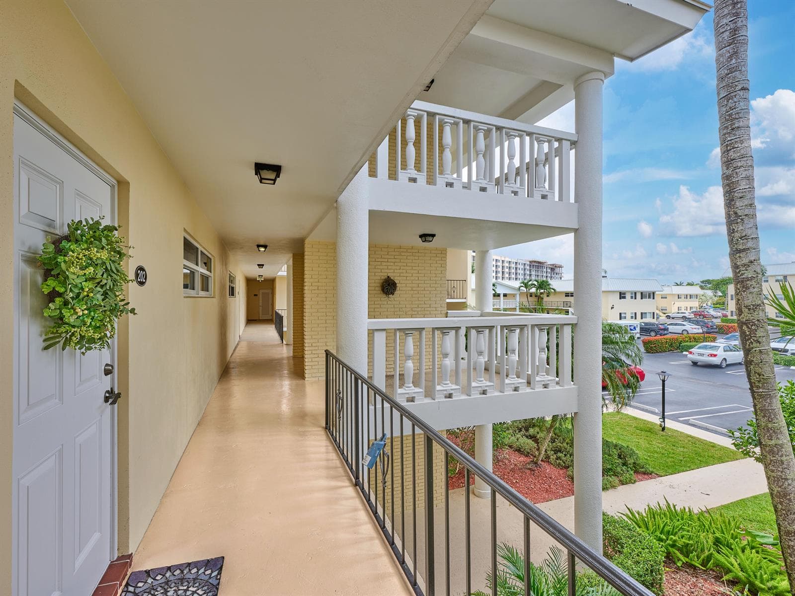 12 Colonial Club Drive # 202, Boynton Beach, FL 33435 photo 4