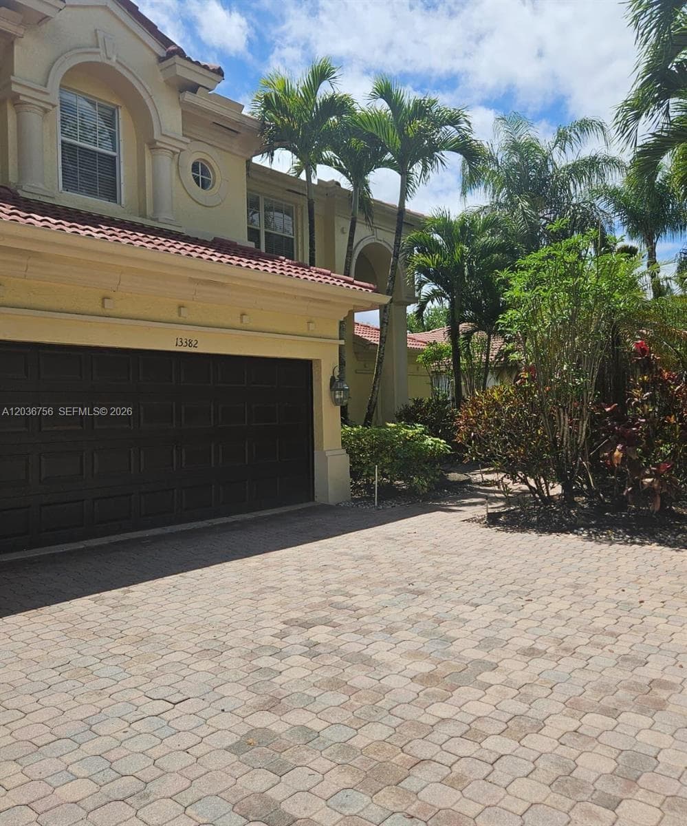 13382 Lakepointe Cir # 0, Cooper City, FL 33330 photo 3