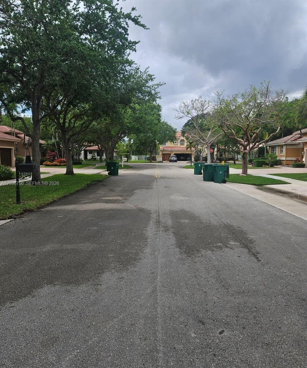 13382 Lakepointe Cir # 0, Cooper City, FL 33330 photo 5