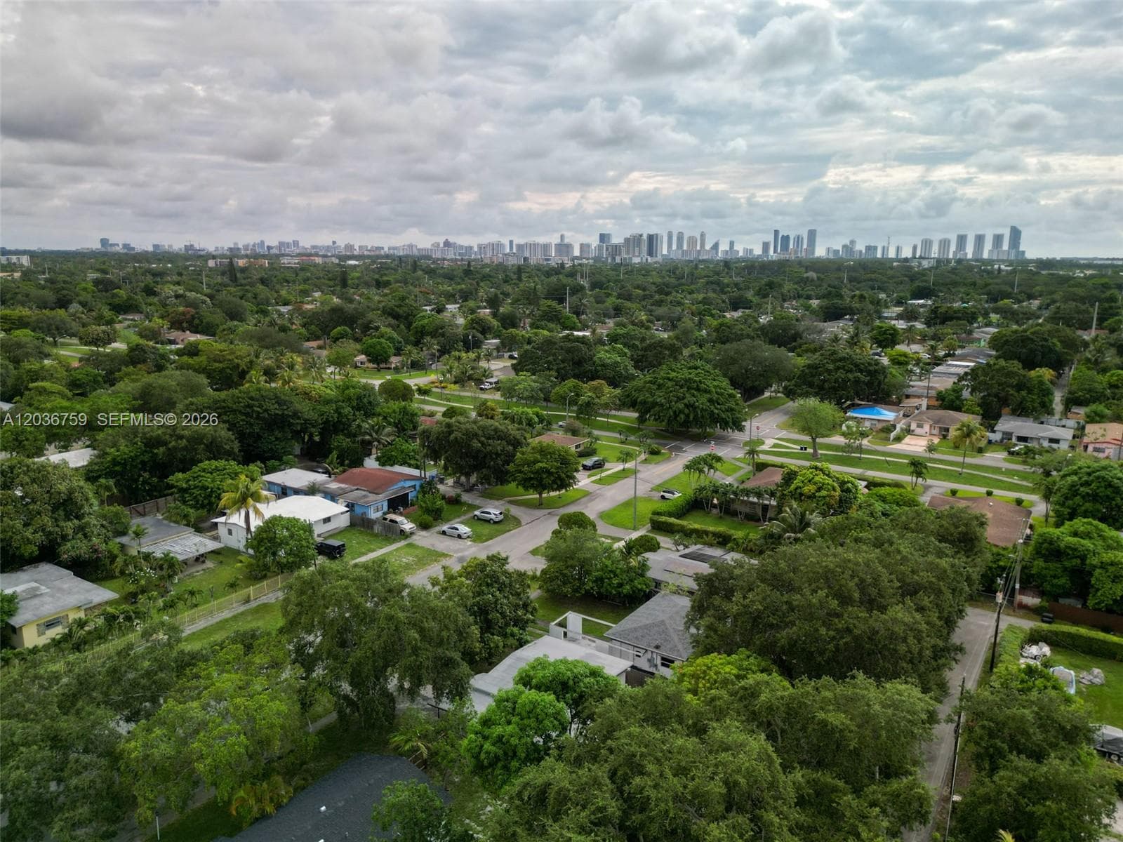 1260 NE 153rd St, North Miami Beach, FL 33162 photo 2