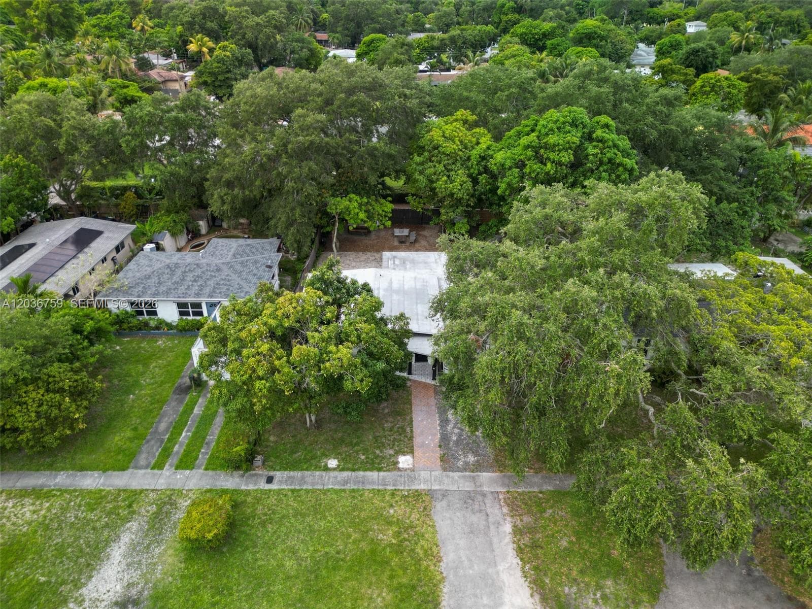 1260 NE 153rd St, North Miami Beach, FL 33162 photo 3