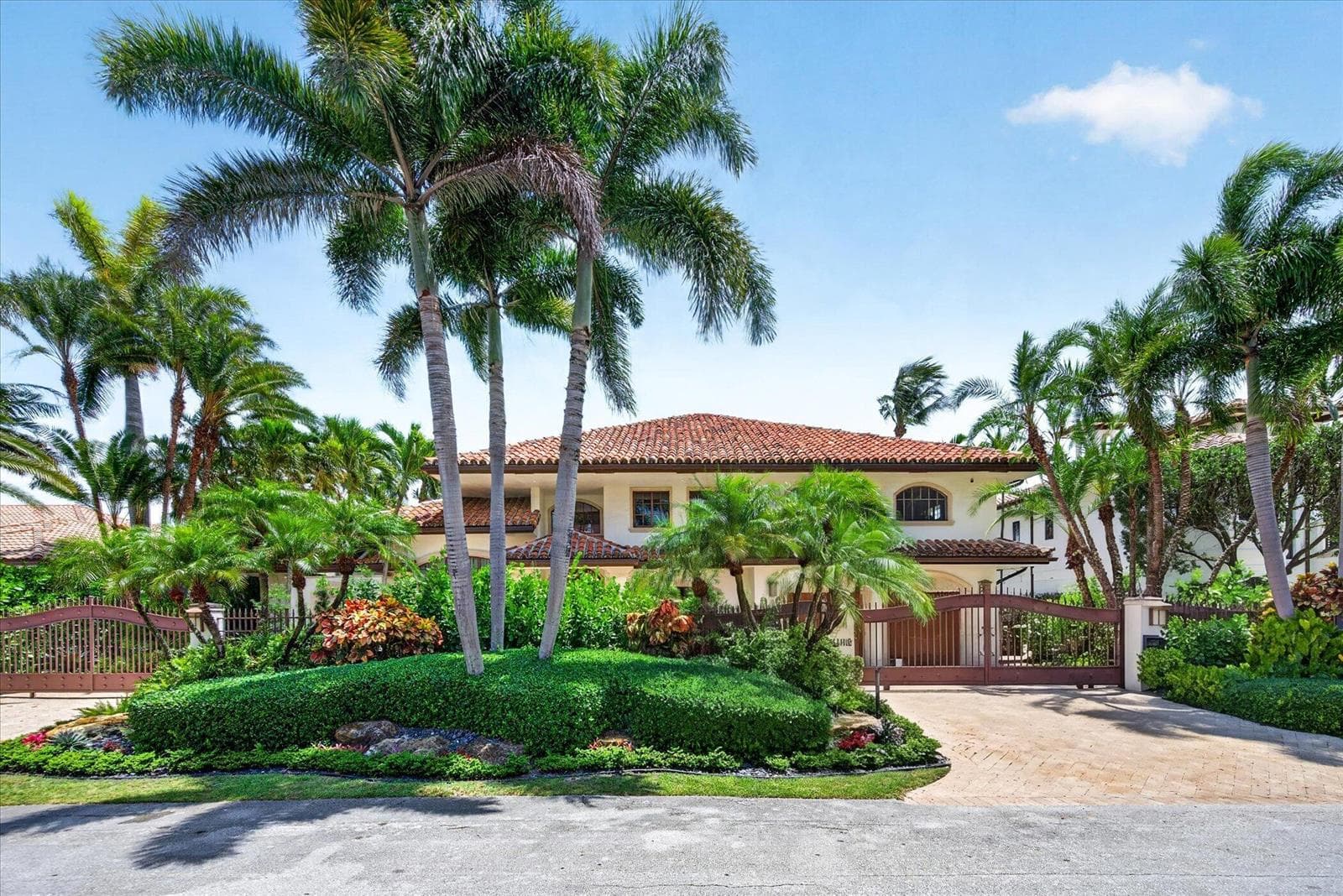 2740 NE 17th Street, Fort Lauderdale, FL 33305 photo 4