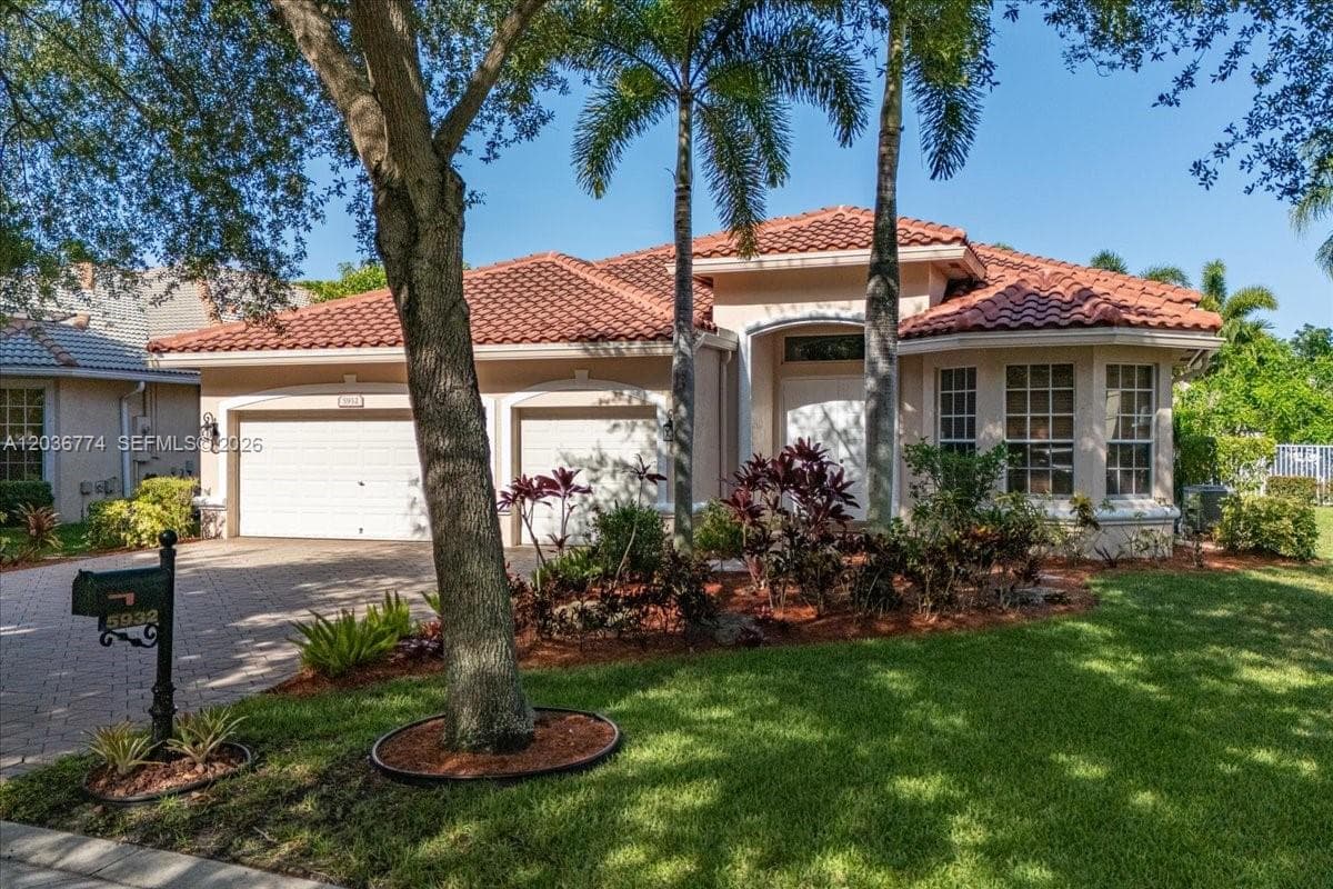 5932 NW 56th Cir, Coral Springs, FL 33067 photo 2