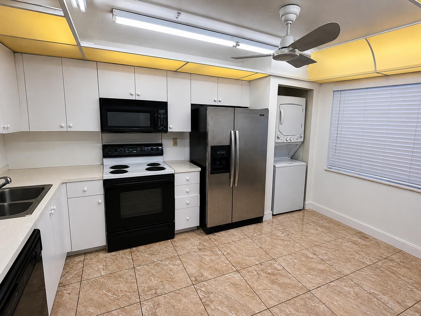 1000 Colony Point Circle # 315, Pembroke Pines, FL 33026 photo 2