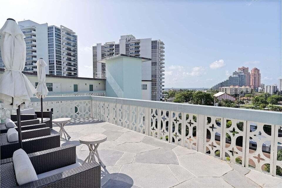 3250 NE 28th Street # Unit 302, Fort Lauderdale, FL 33308 photo 3