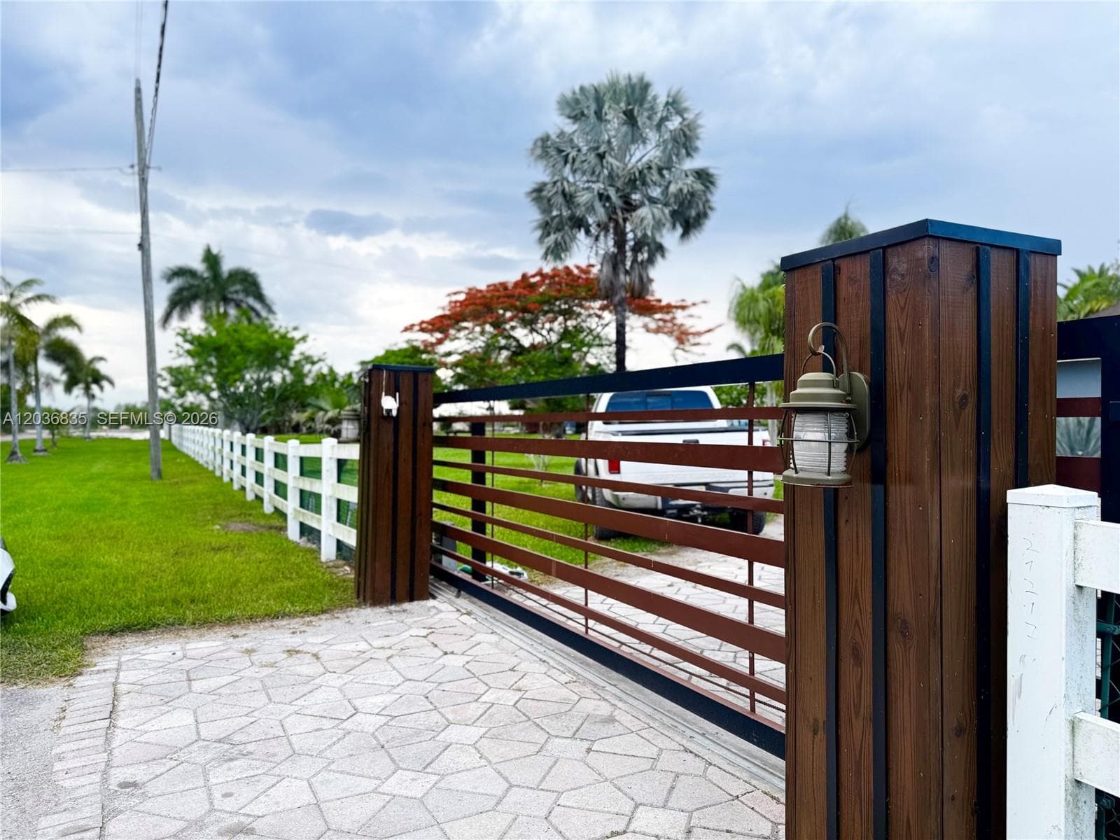 21217 SW 160 ST, Miami, FL 33187 photo 2