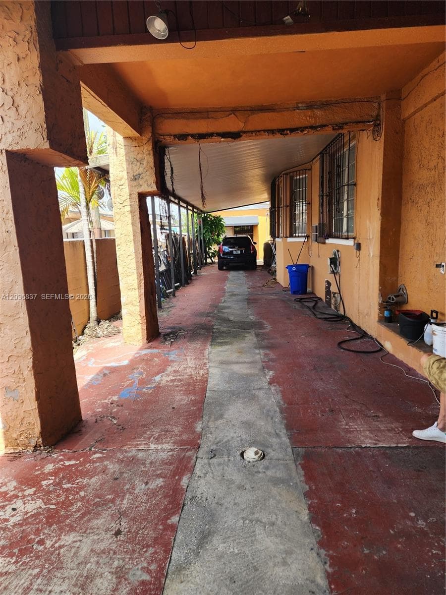 26 NW 24th Ct, Miami, FL 33125 photo 5