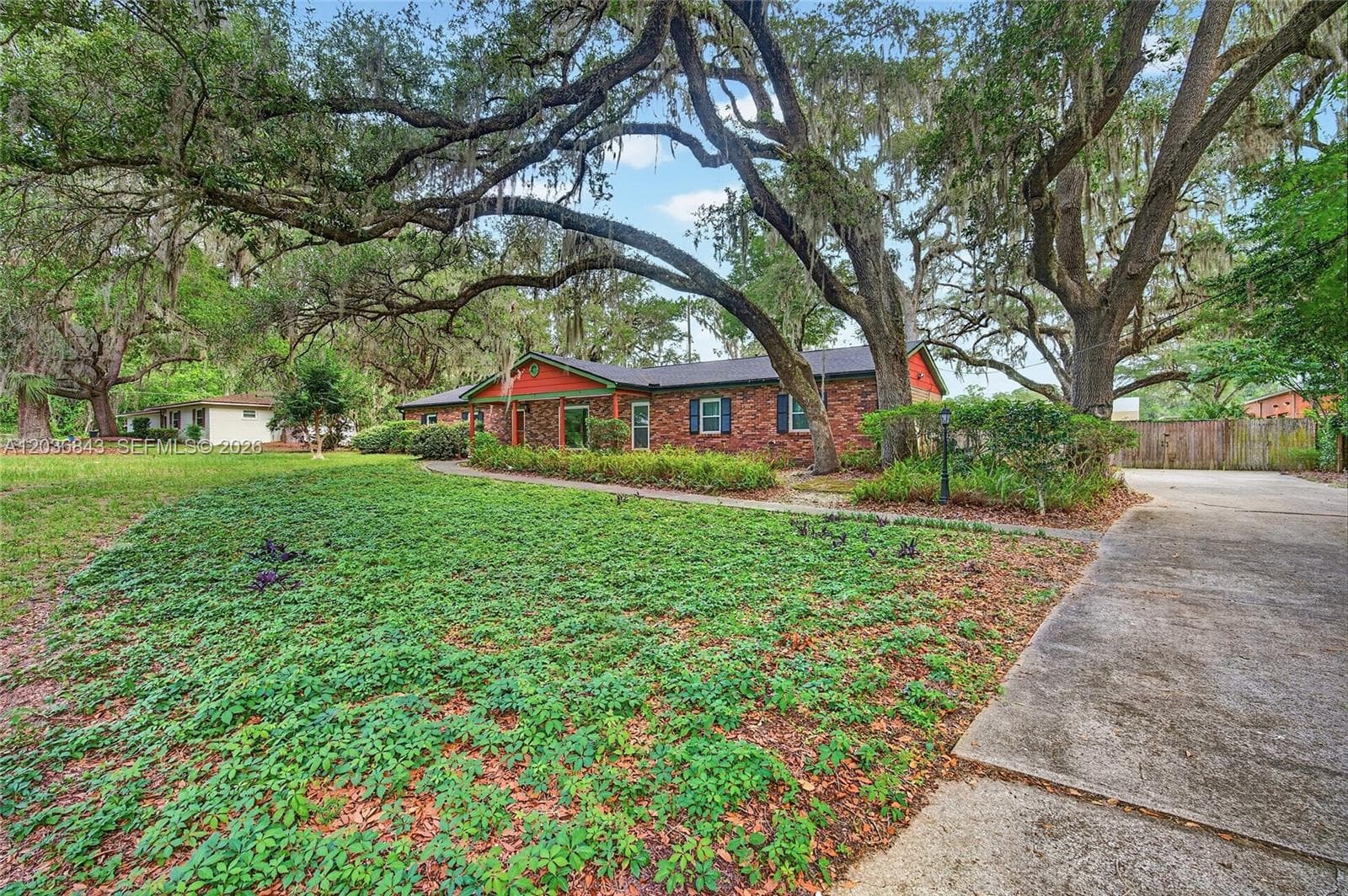 1944 SW 48th Avenue, Gainesville, FL 32608 photo 2