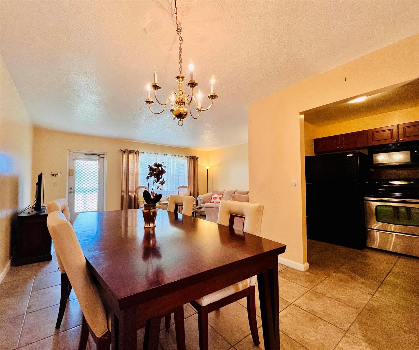 142 Cambridge F, West Palm Beach, FL 33417 photo 3