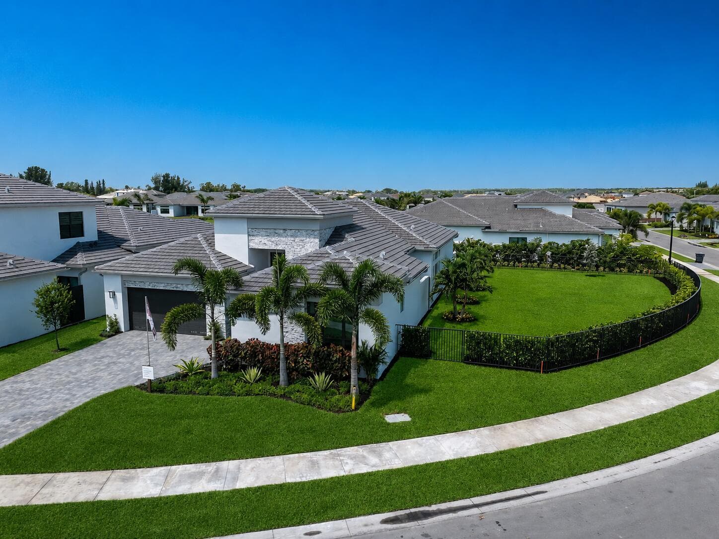 9062 Corsican Finch Court, Boynton Beach, FL 33473 photo 4