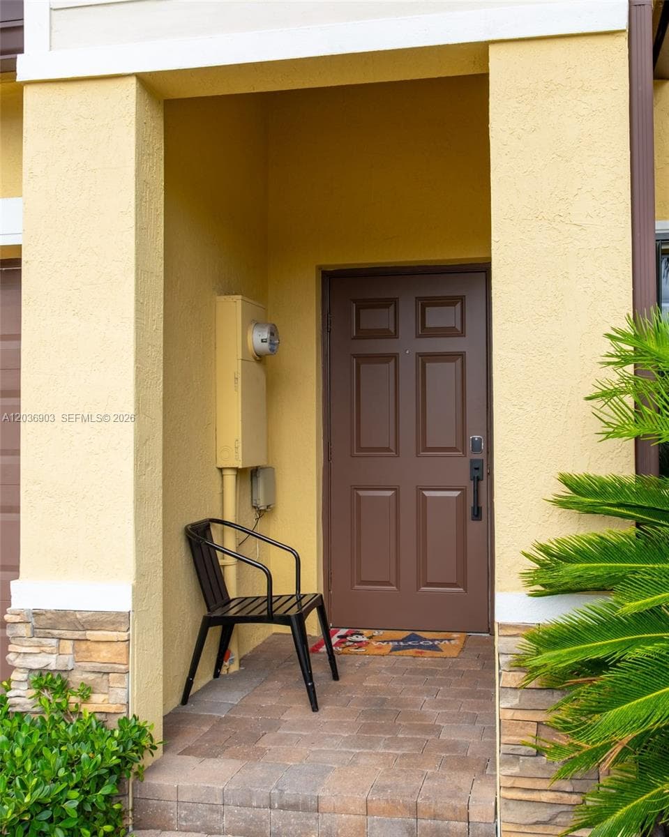 4715 Caspian Way, Davie, FL 33314 photo 2