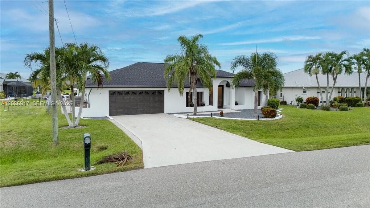 3728 SE 18 Ave, Cape Coral, FL 33904 photo 2