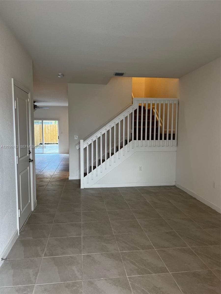 1120 SE 26th Ter # 1120, Homestead, FL 33035 photo 4