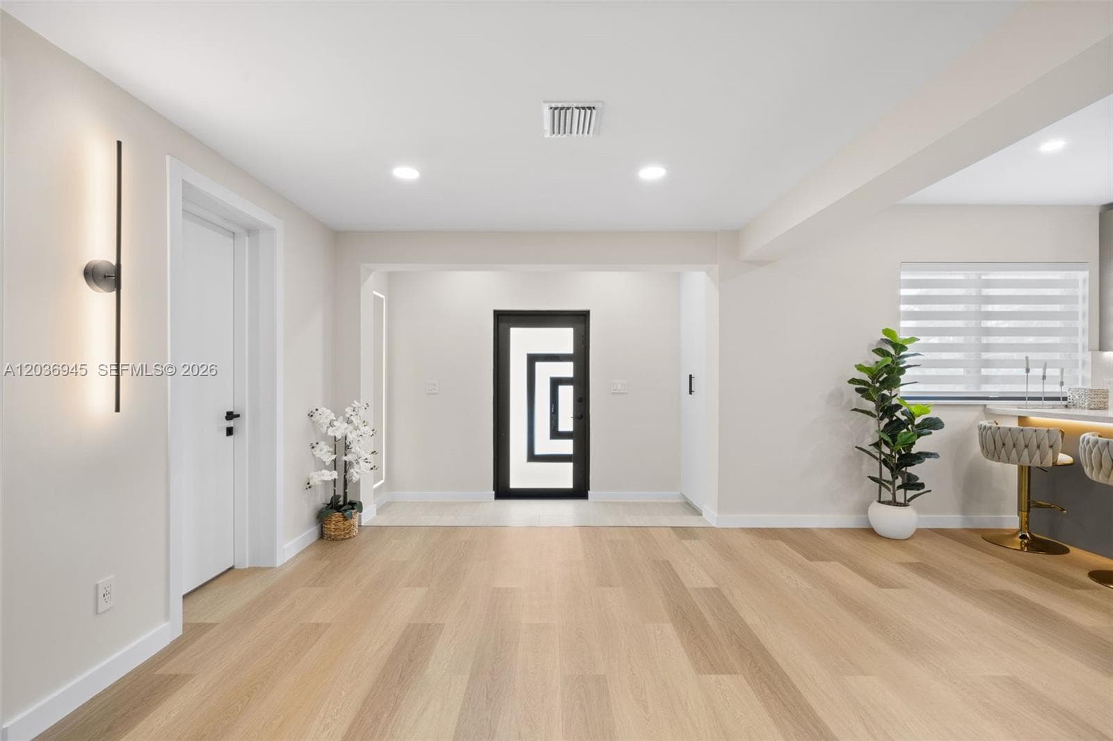 1178 Grant St, Hollywood, FL 33019 photo 4