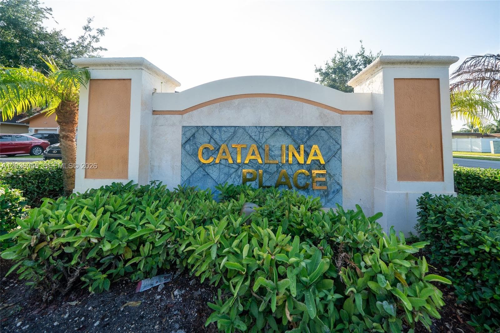 6453 Catalina Ln, Tamarac, FL 33321 photo 2