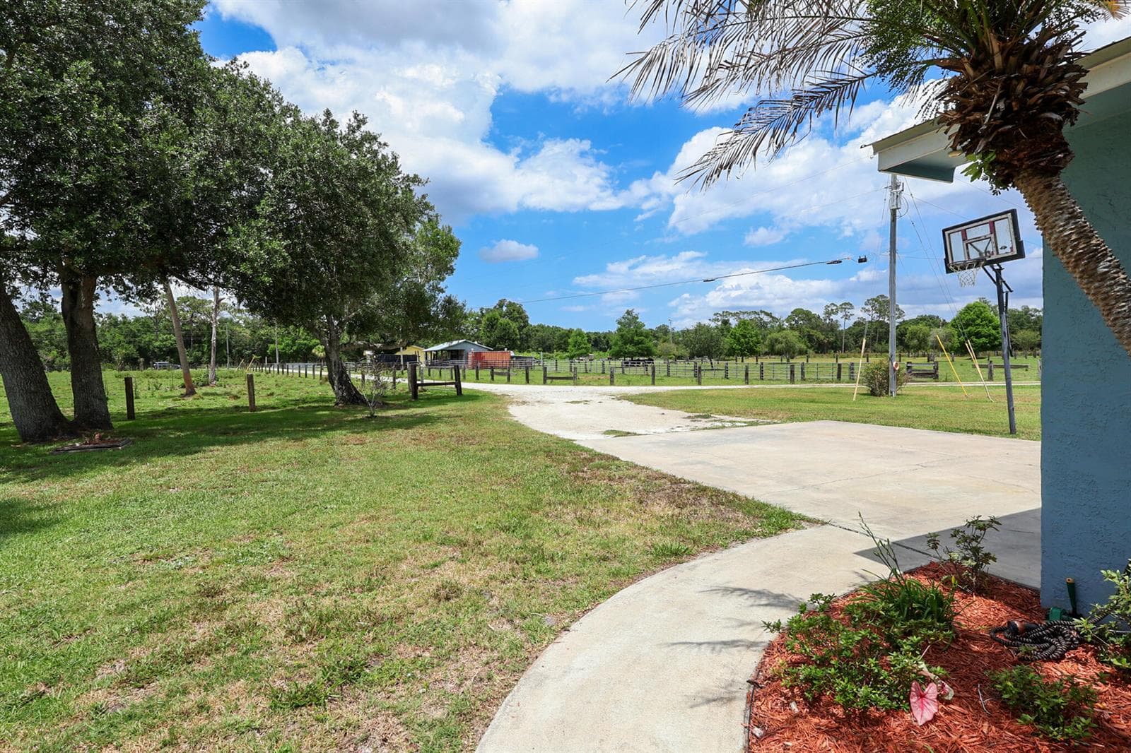 860 NW 141st Street, Okeechobee, FL 34972 photo 5