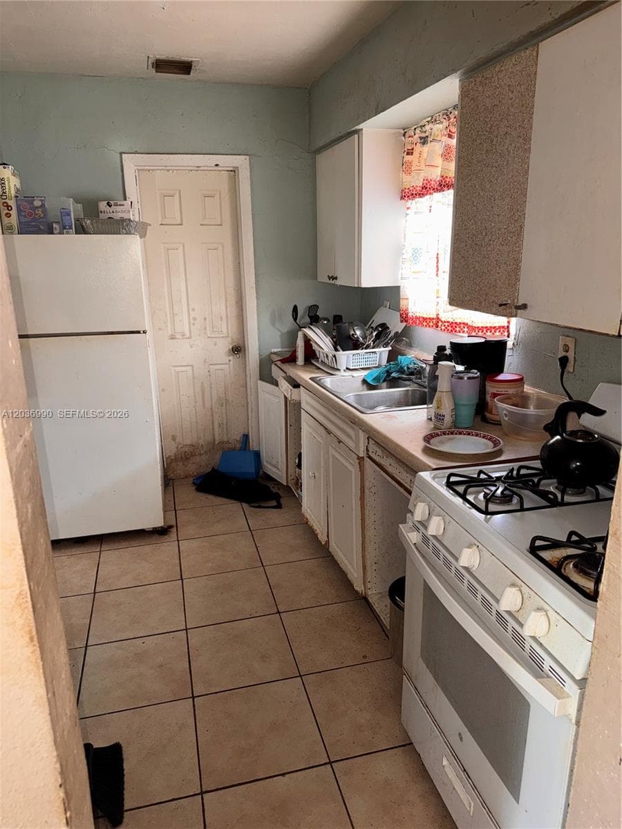 7725 NW 14th Ave, Miami, FL 33147 photo 5