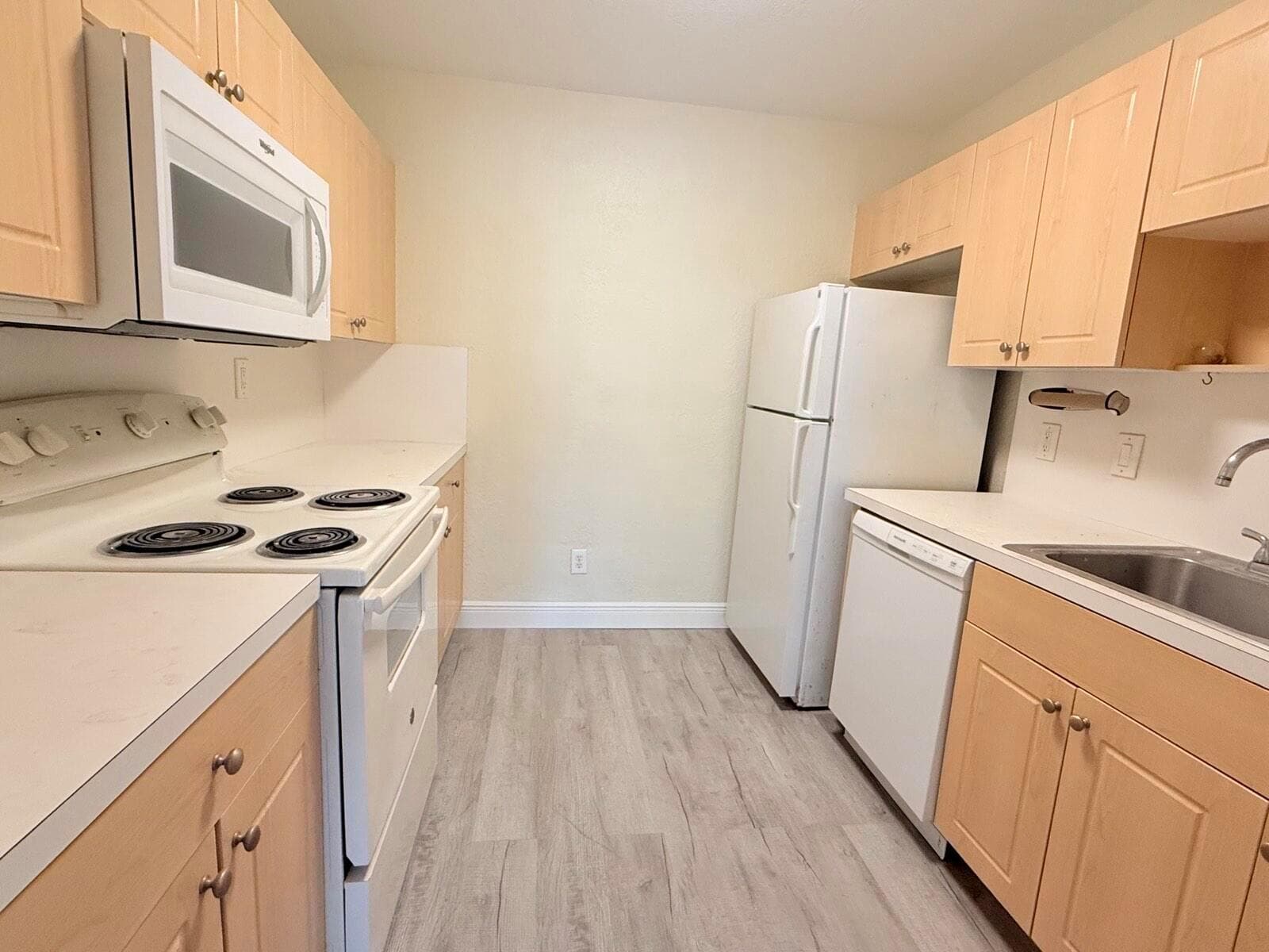 760 SE 2nd Avenue # D112, Deerfield Beach, FL 33441 photo 4