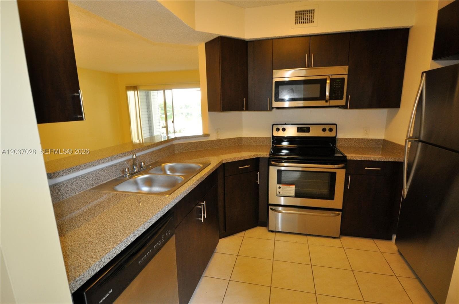 3473 NW 44th St # 103, Oakland Park, FL 33309 photo 5