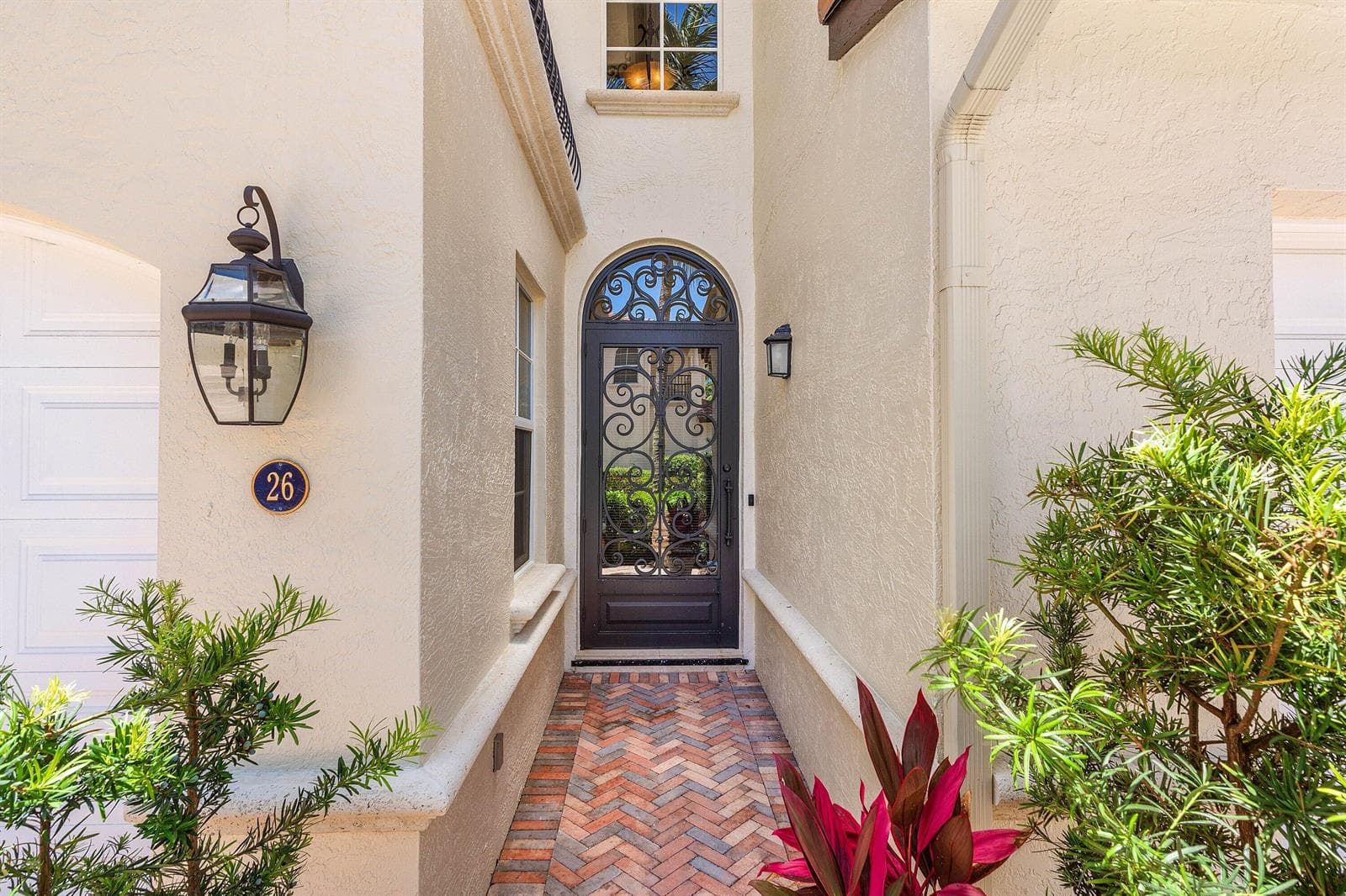 26 Marina Gardens Drive, Palm Beach Gardens, FL 33410 photo 4