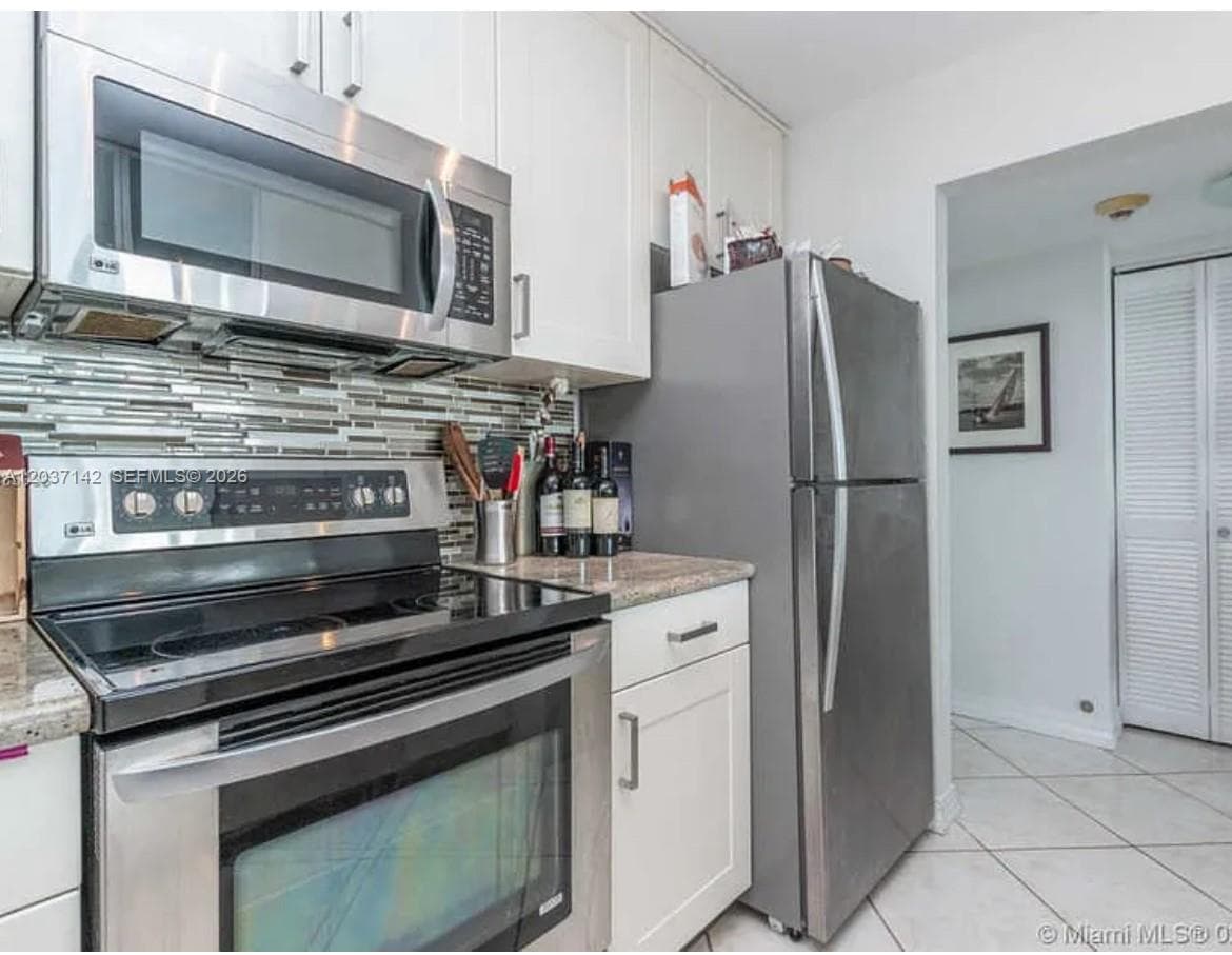 600 NE 36th St # 1006, Miami, FL 33137 photo 5