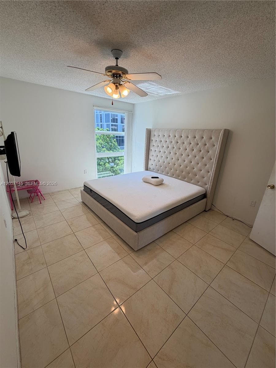17620 Atlantic Blvd # 514, Sunny Isles Beach, FL 33160 photo 3