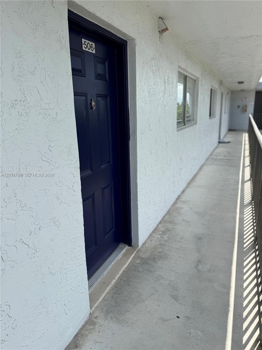 8710 N Sherman Cir # 506, Miramar, FL 33025 photo 4
