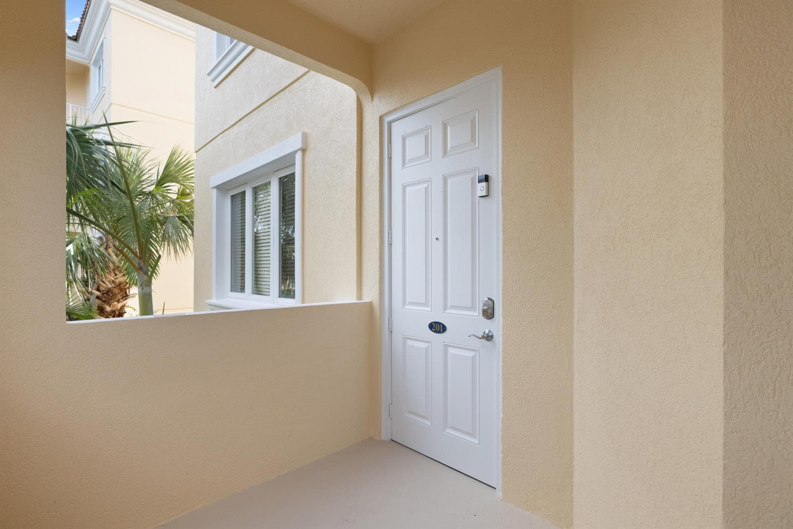 33 Harbour Isle Drive W # 201, Fort Pierce, FL 34949 photo 3