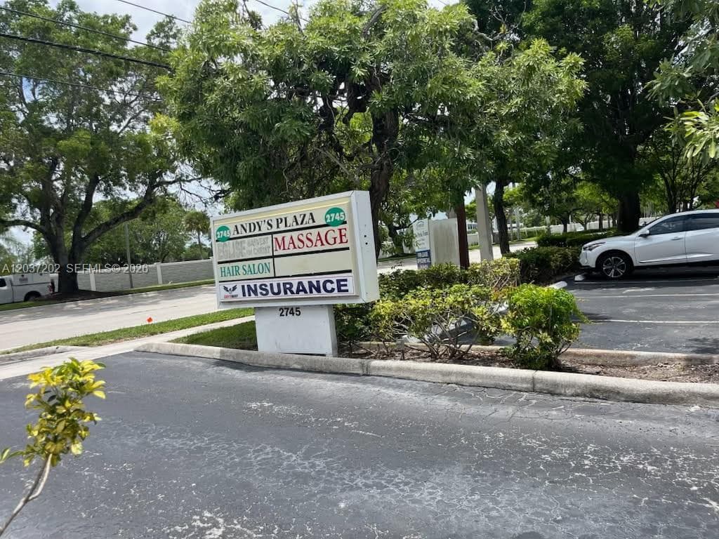 2745 W Hillsboro Blvd # 5, Deerfield Beach, FL 33442 photo 2
