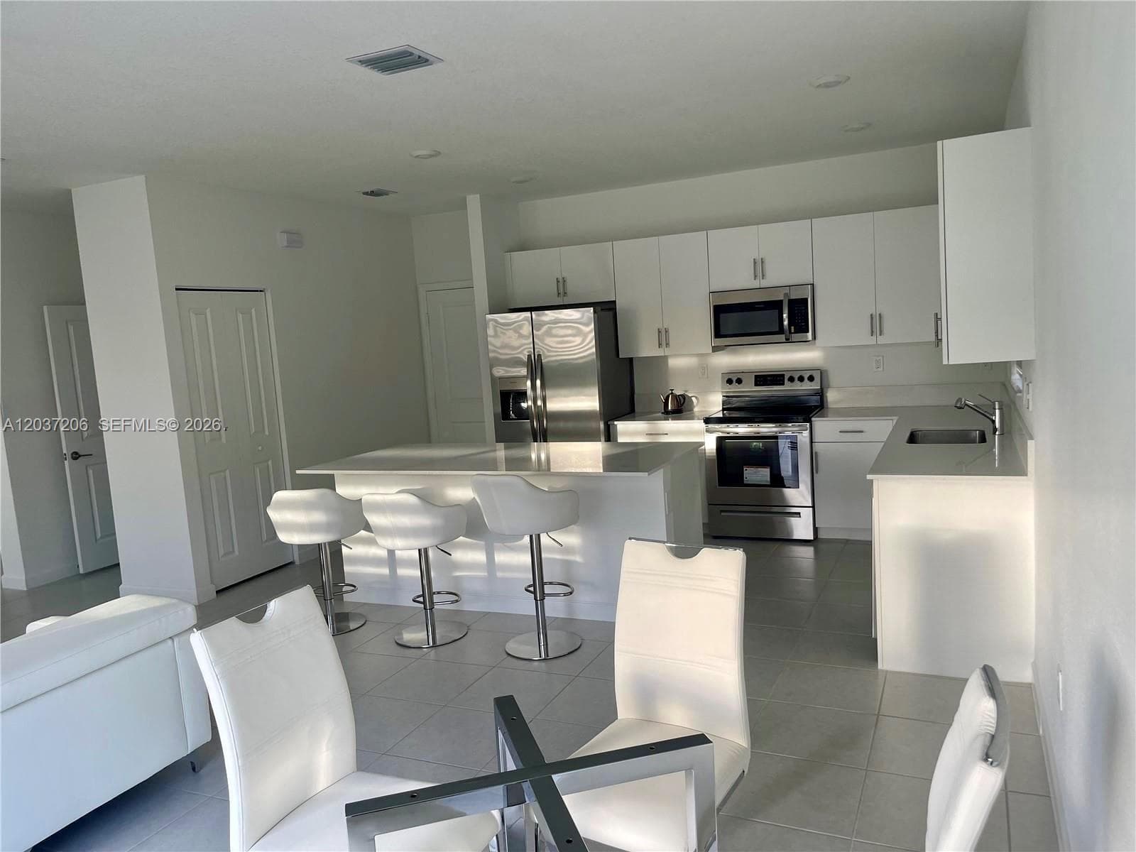 22960 SW 130th Ave, Miami, FL 33170 photo 2