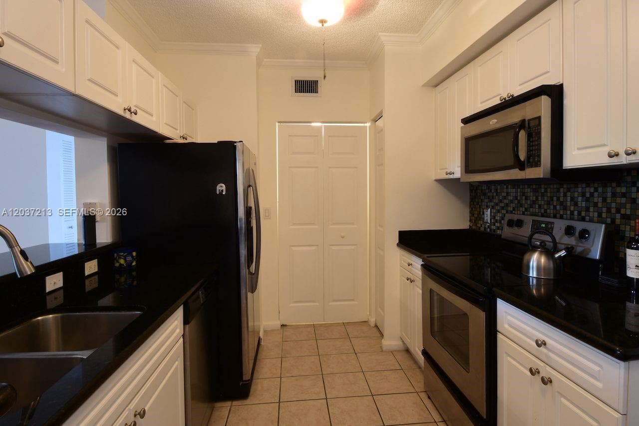 17150 N Bay Rd # 2314, Sunny Isles Beach, FL 33160 photo 5