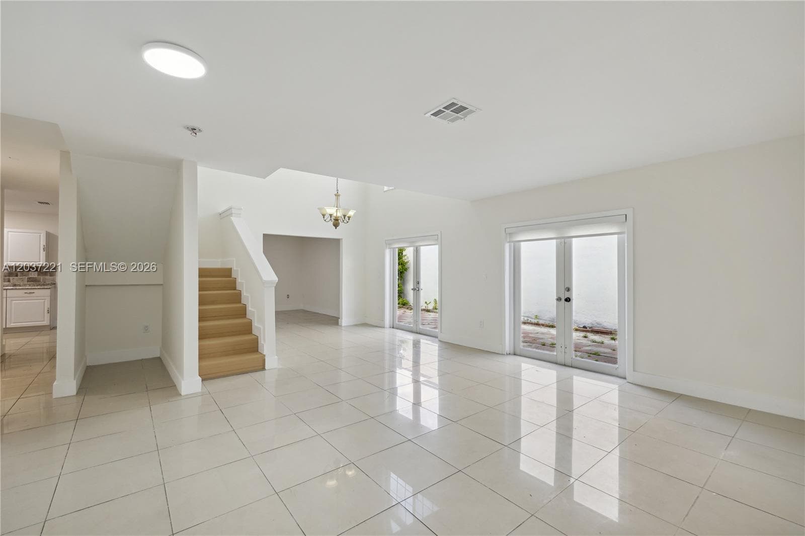 15131 SW 58th St, Miami, FL 33193 photo 2