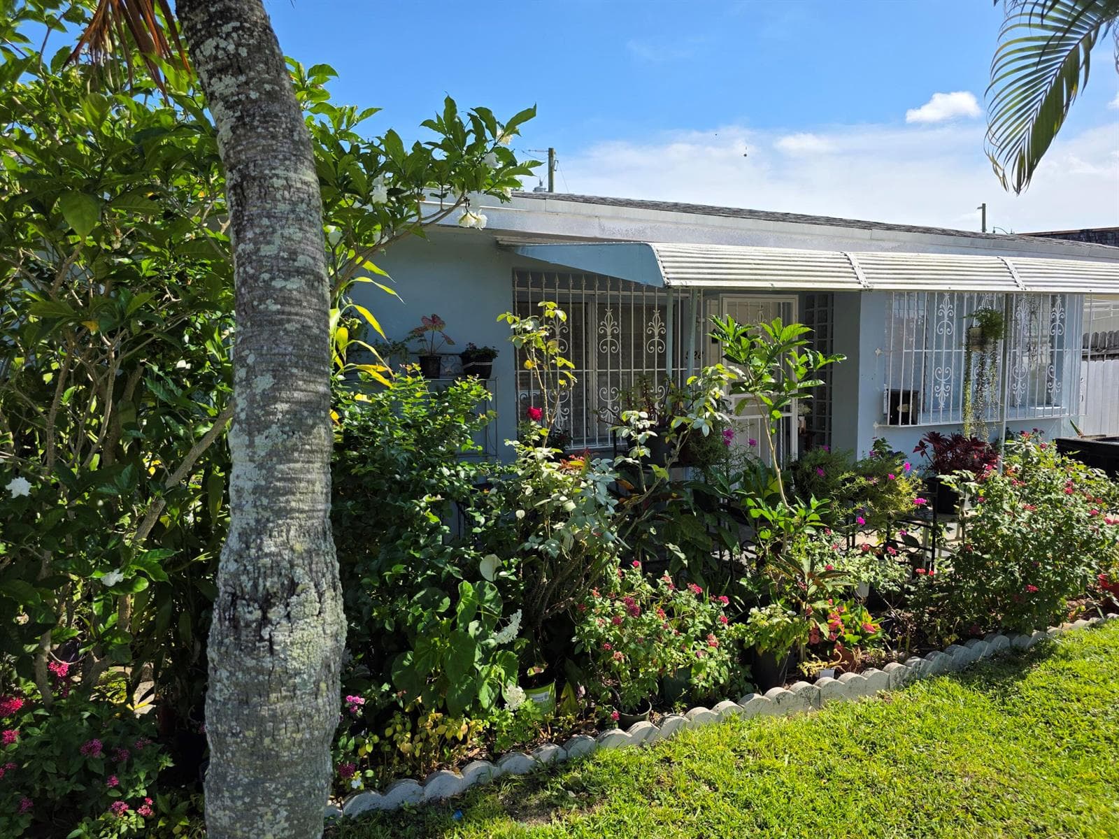 528 49th Street, West Palm Beach, FL 33407 photo 2