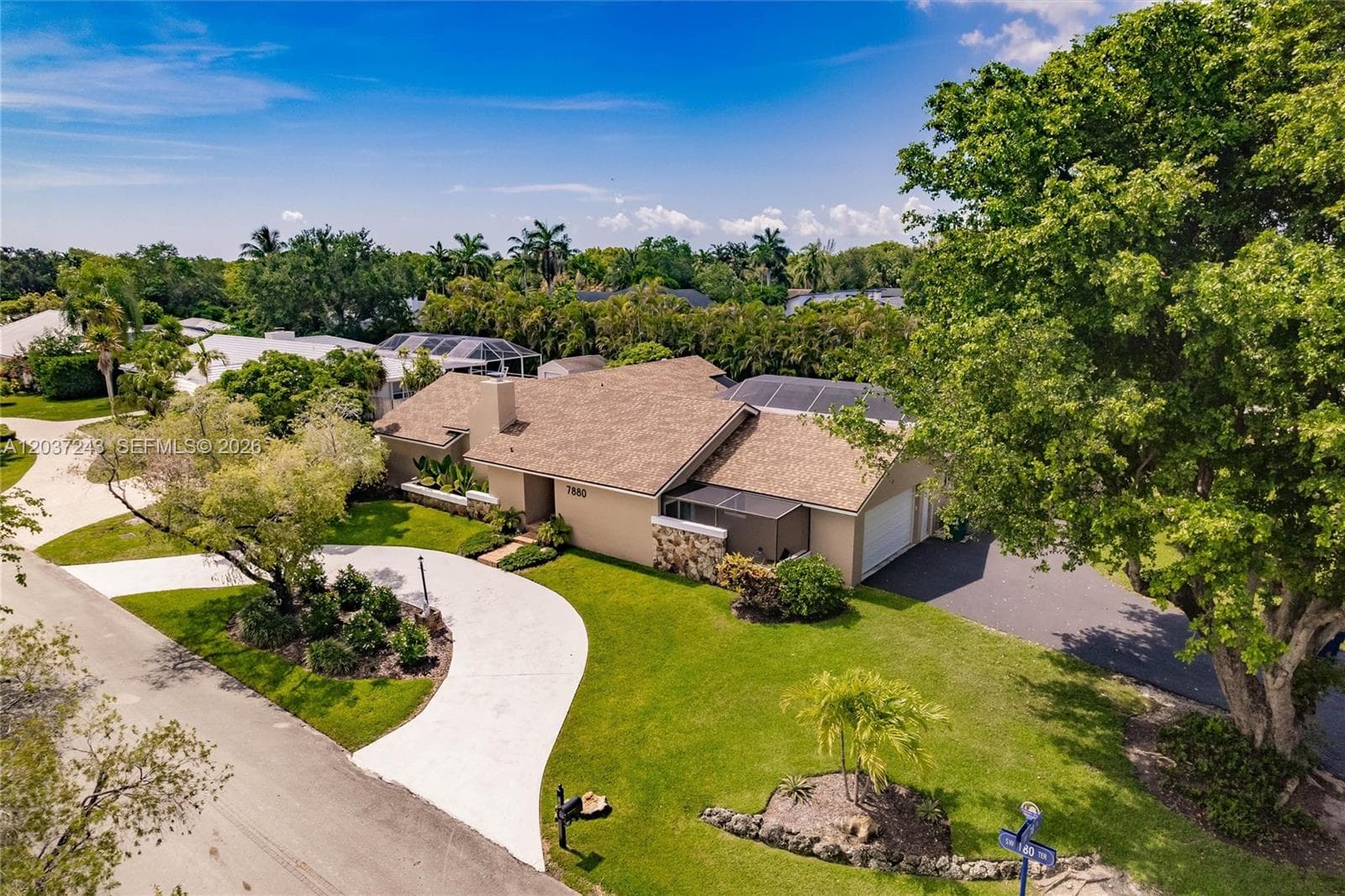 7880 SW 180th Ter, Palmetto Bay, FL 33157 photo 2