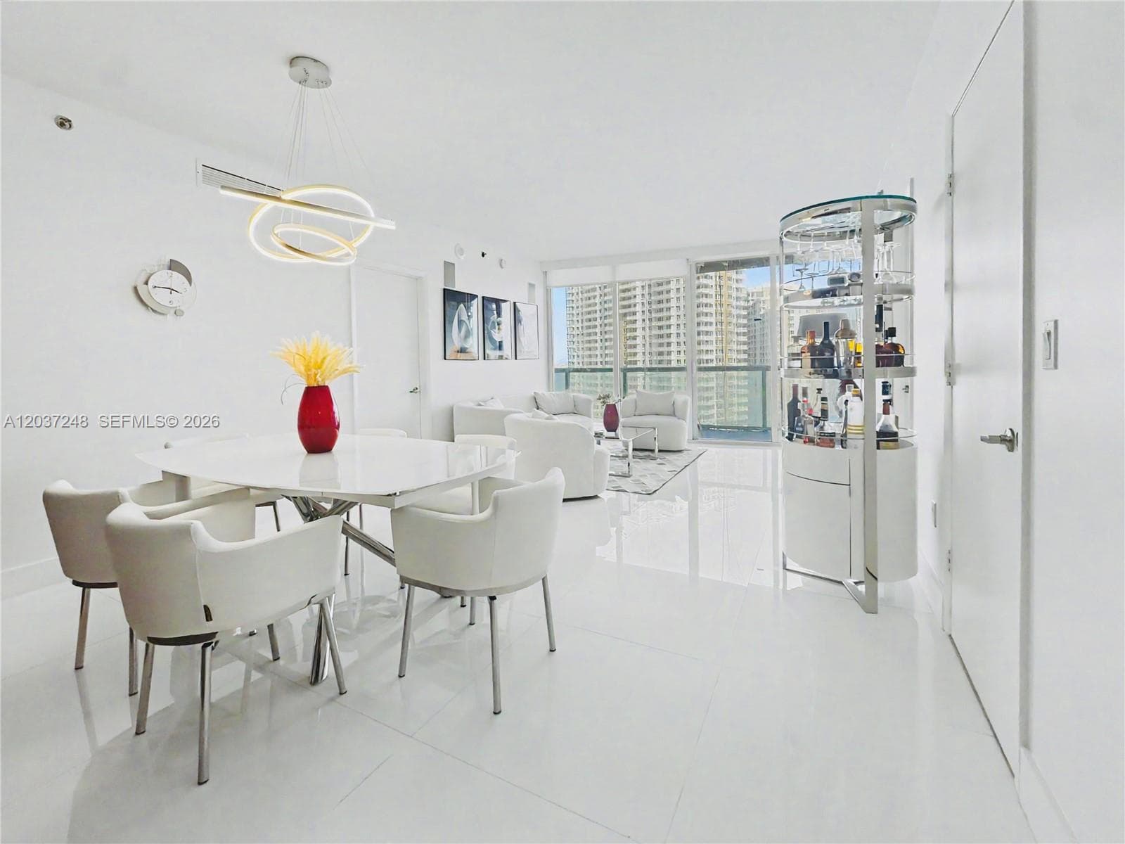 465 Brickell Ave # 1605, Miami, FL 33131 photo 5