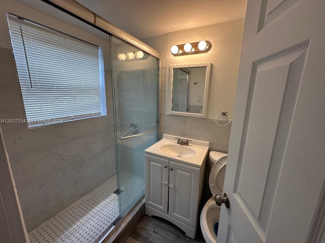 186 NW 1st St # 1, Homestead, FL 33030 photo 5