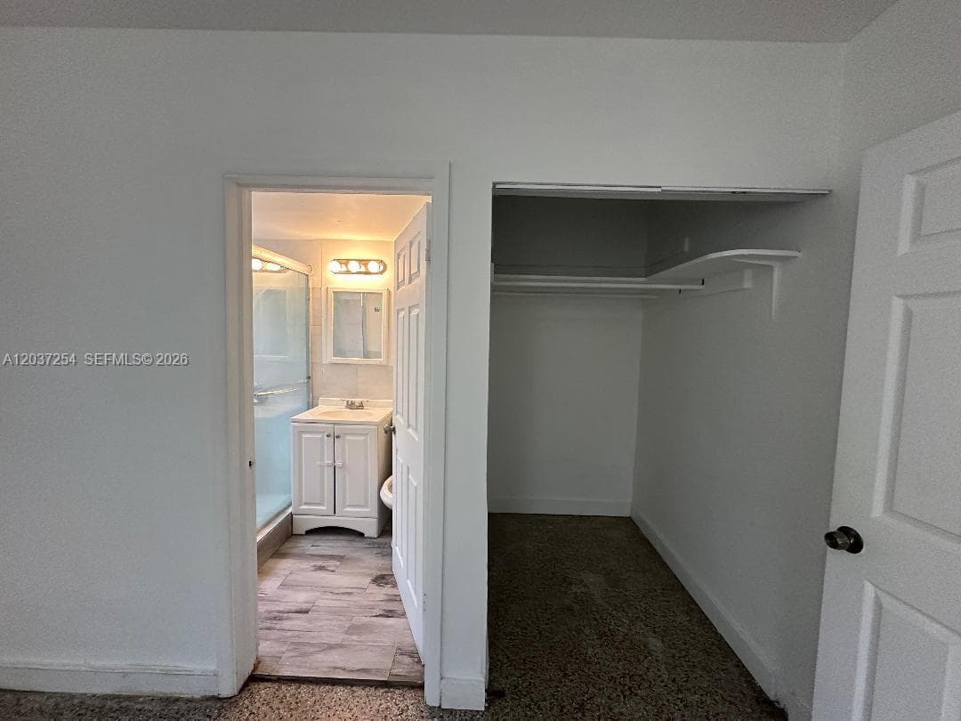 186 NW 1st St # 1, Homestead, FL 33030 photo 4