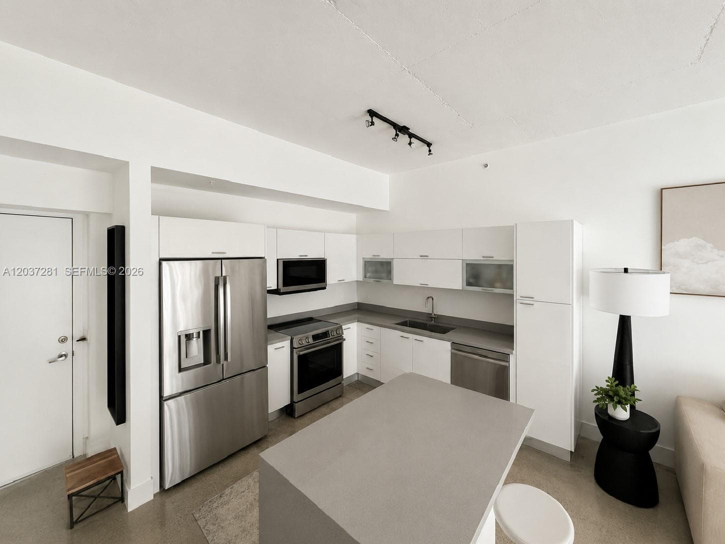 133 NE 2nd Ave # 1508, Miami, FL 33132 photo 3