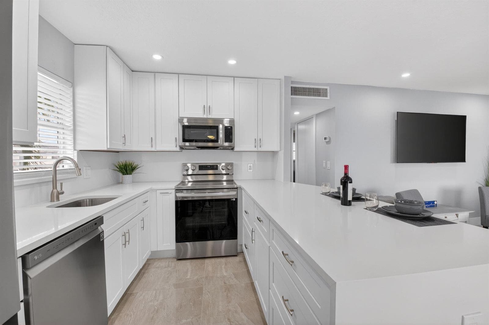 321 Saxony Trail # G, Delray Beach, FL 33446 photo 5