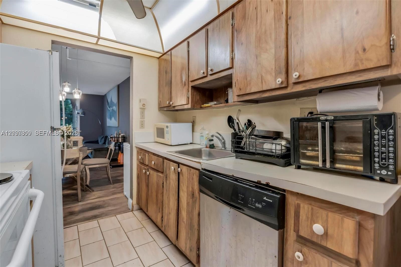 3321 NW 47th Ter # 330, Lauderdale Lakes, FL 33319 photo 2