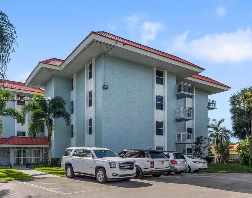 605 S Pine Island Rd # 404A, Plantation, FL 33324 photo 3
